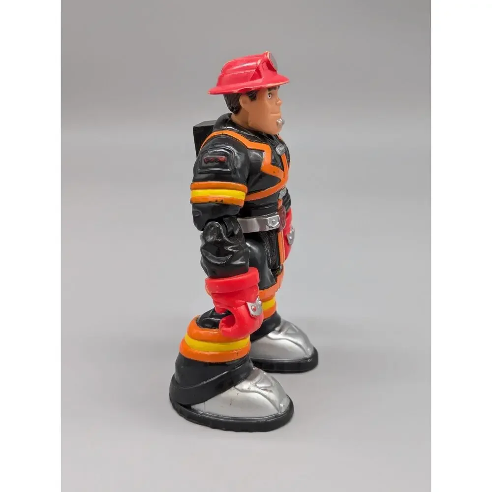 Fisher Price Rescue Heroes 1998 Cliff Hanger & 2000 Sam Sparks & Accessory